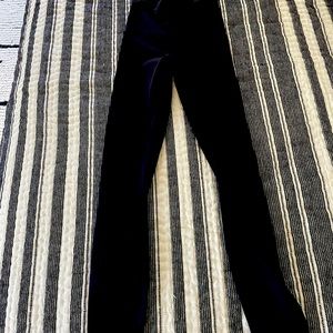 Lululemon yoga pants- Blk